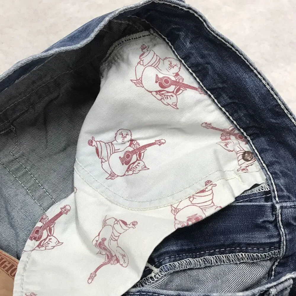 TRUE RELIGION Ricky Jean Men 34(36x28) Light Wash Whisker Distressed Flap Pocket